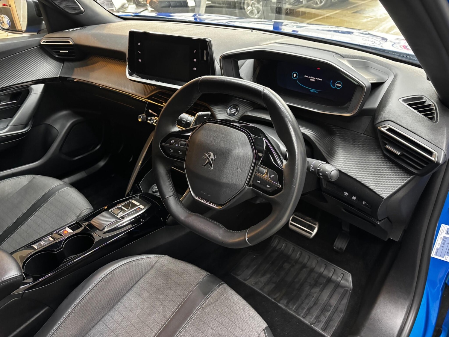 Used Peugeot 2008 2023 for sale - 78101011: Photo 17