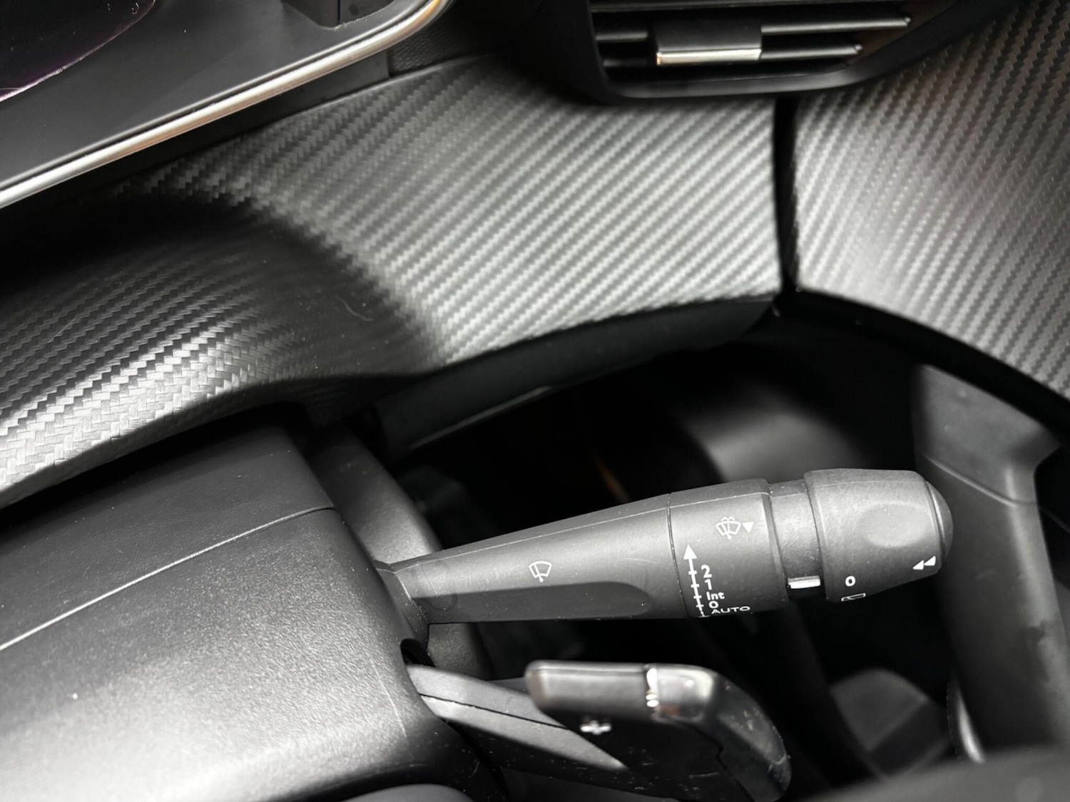 Used Peugeot 2008 2023 for sale - 78101011: Photo 27