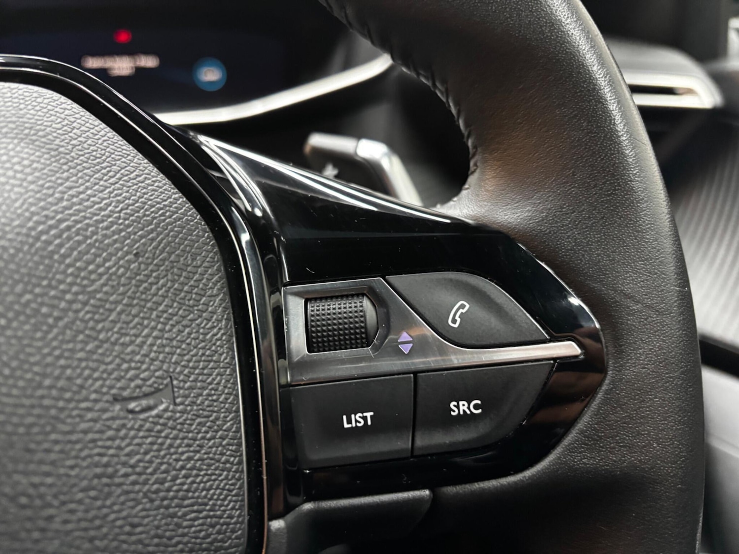 Used Peugeot 2008 2023 for sale - 78101011: Photo 28