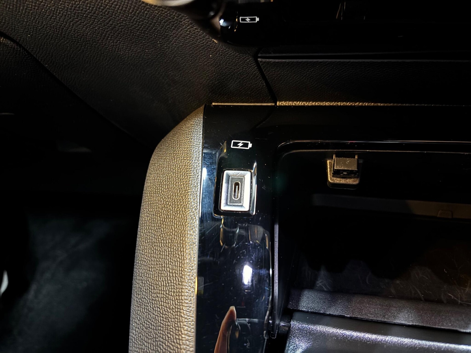 Used Peugeot 2008 2023 for sale - 78101011: Photo 30