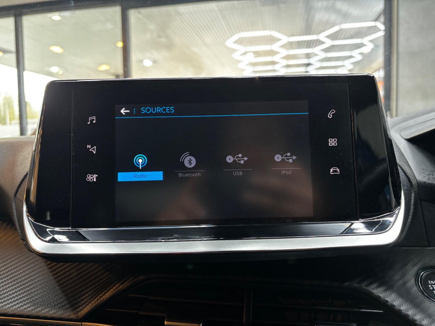 Used Peugeot 2008 2023 for sale - 78101011: Photo 40