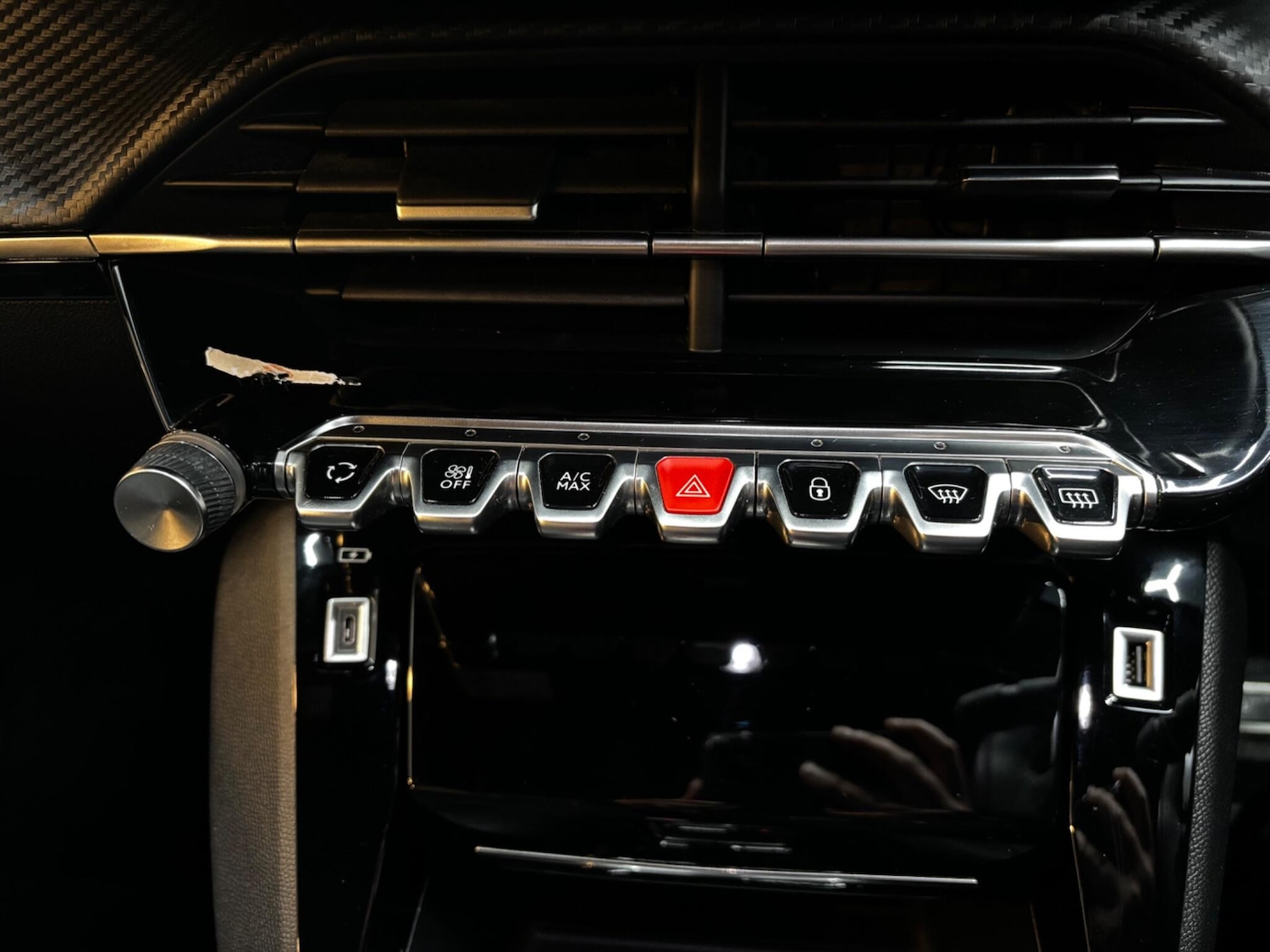 Used Peugeot 2008 2023 for sale - 78101011: Photo 62