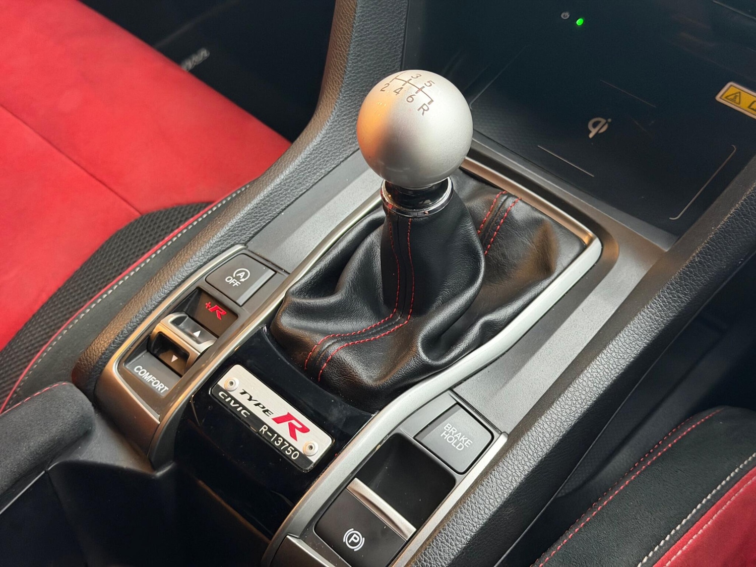 Used Honda Civic 2018 for sale - 77098204: Photo 11