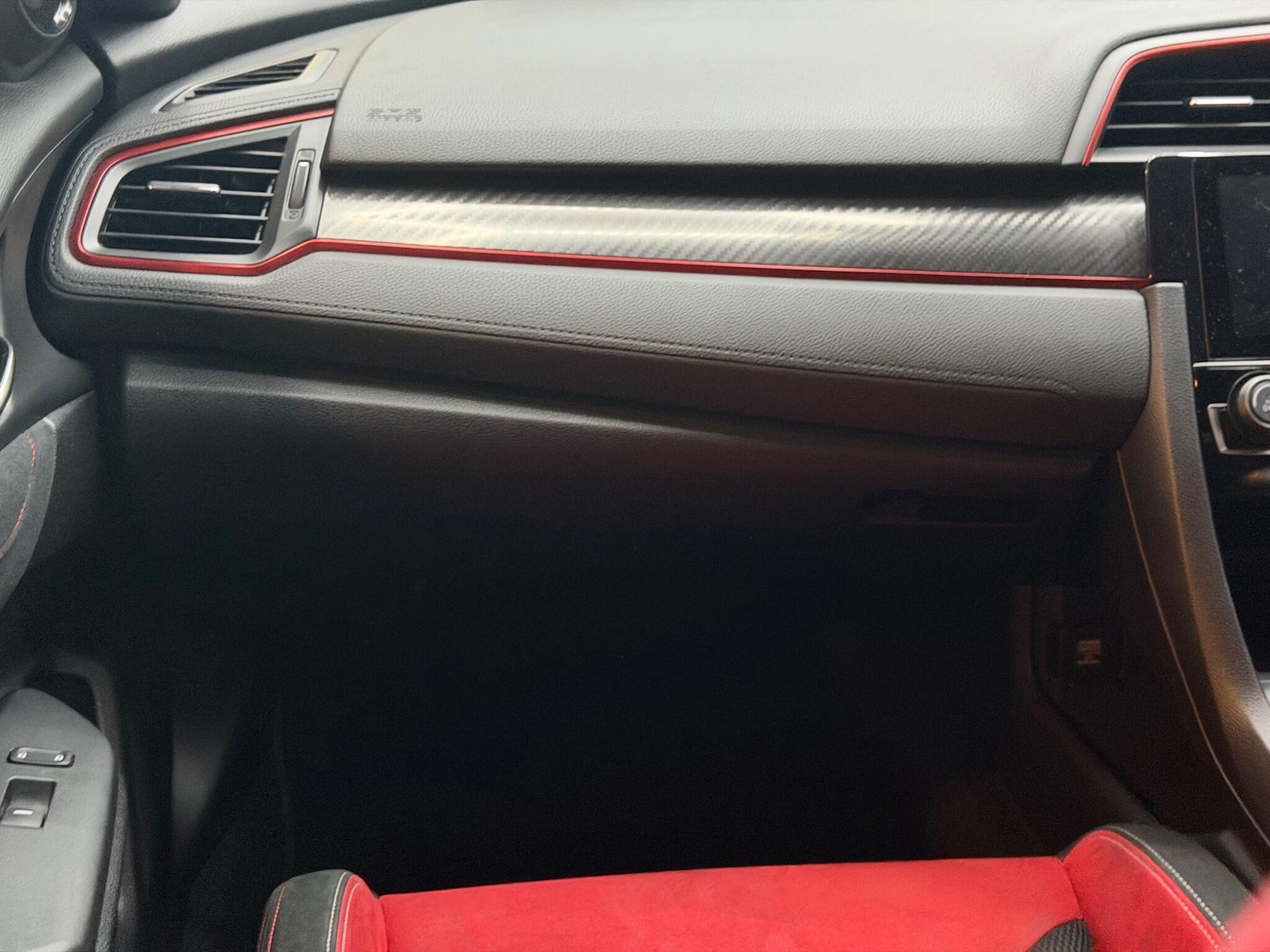 Used Honda Civic 2018 for sale - 77098204: Photo 54