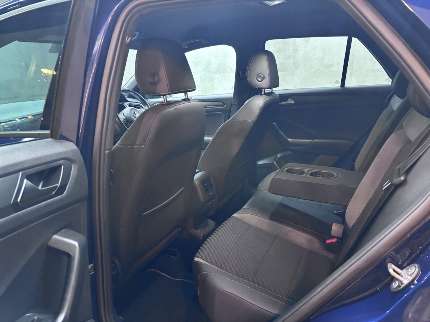 Used Volkswagen T-Roc 2020 for sale - 76522506: Photo 25