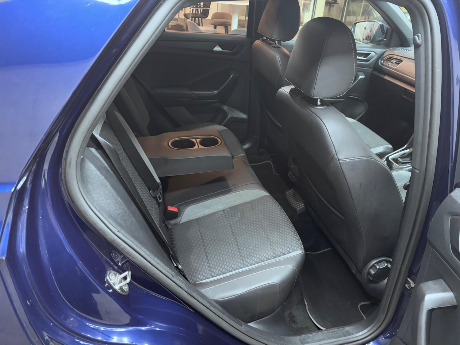 Used Volkswagen T-Roc 2020 for sale - 76522506: Photo 26