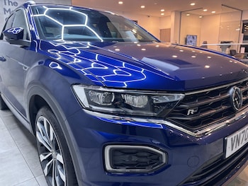 Used Volkswagen T-Roc 2020 for sale - 76522506: Photo