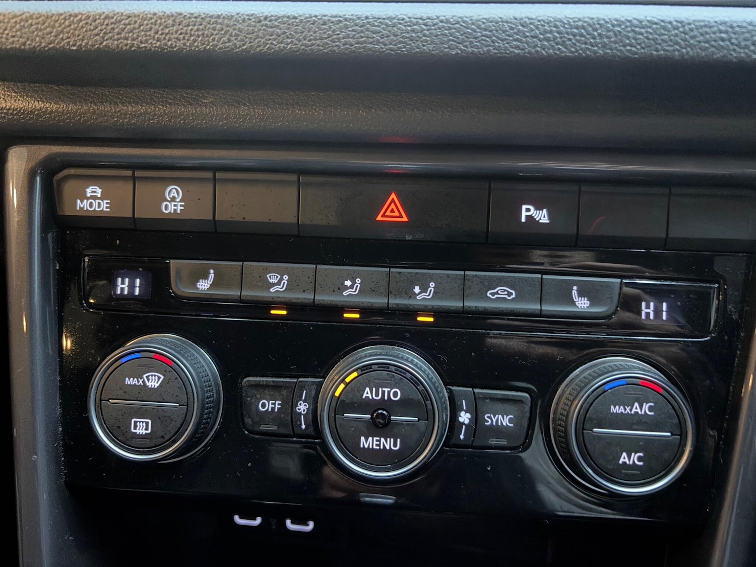 Used Volkswagen T-Roc 2020 for sale - 76522506: Photo 39