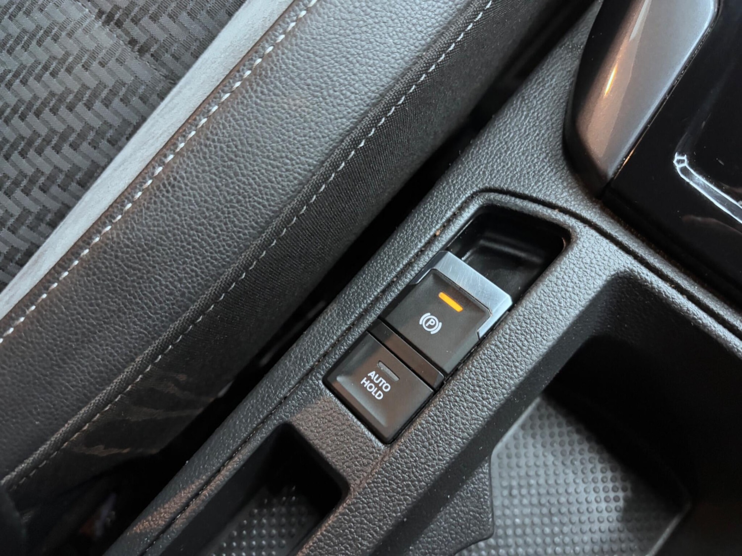 Used Volkswagen T-Roc 2020 for sale - 76522506: Photo 41