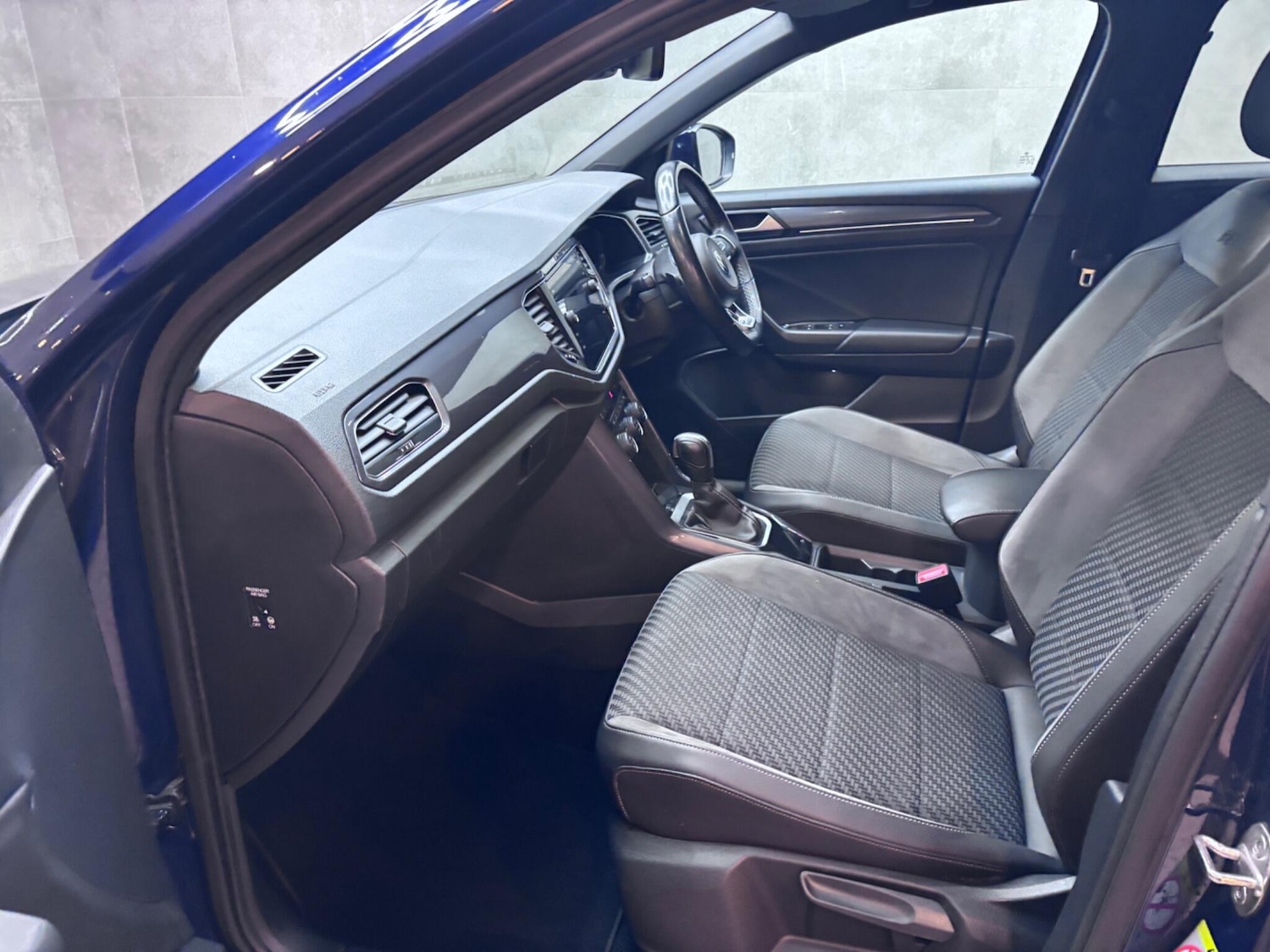 Used Volkswagen T-Roc 2020 for sale - 76522506: Photo 59