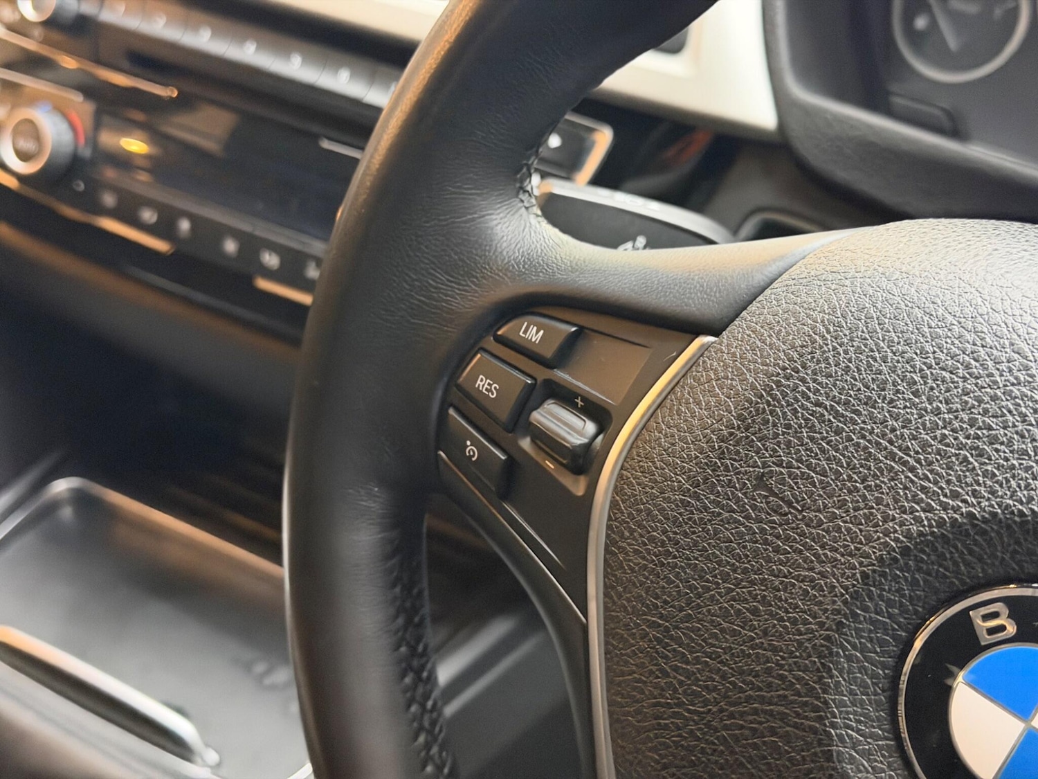 Used BMW 4 Series 2017 for sale - 77439900: Photo 27