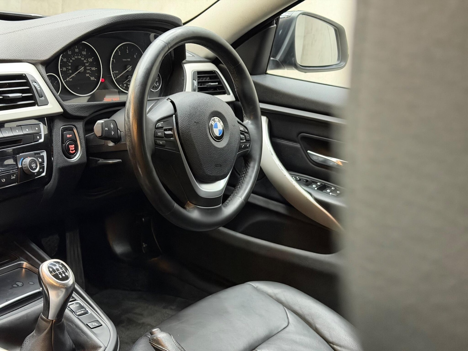 Used BMW 4 Series 2017 for sale - 77439900: Photo 42