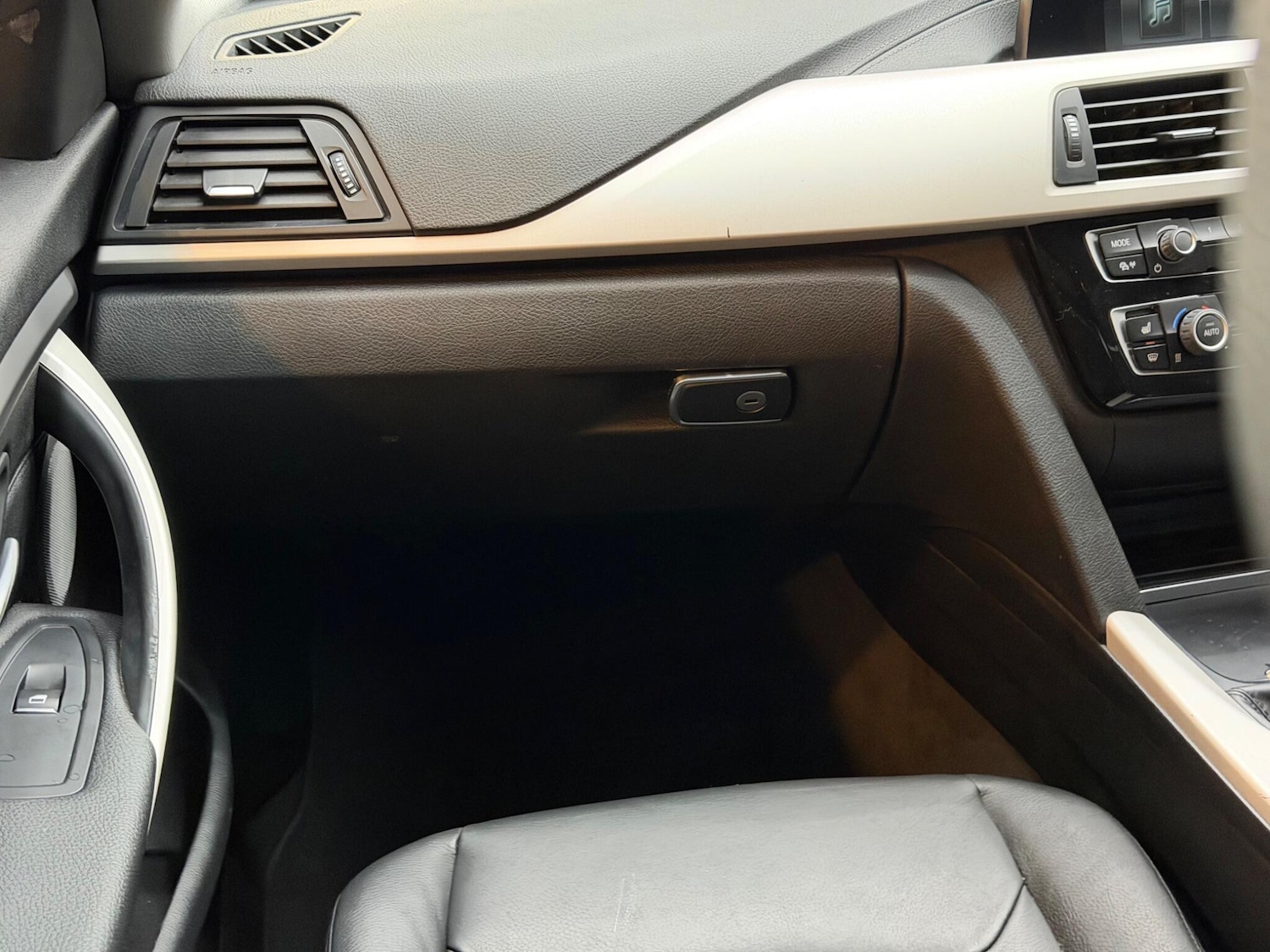 Used BMW 4 Series 2017 for sale - 77439900: Photo 51