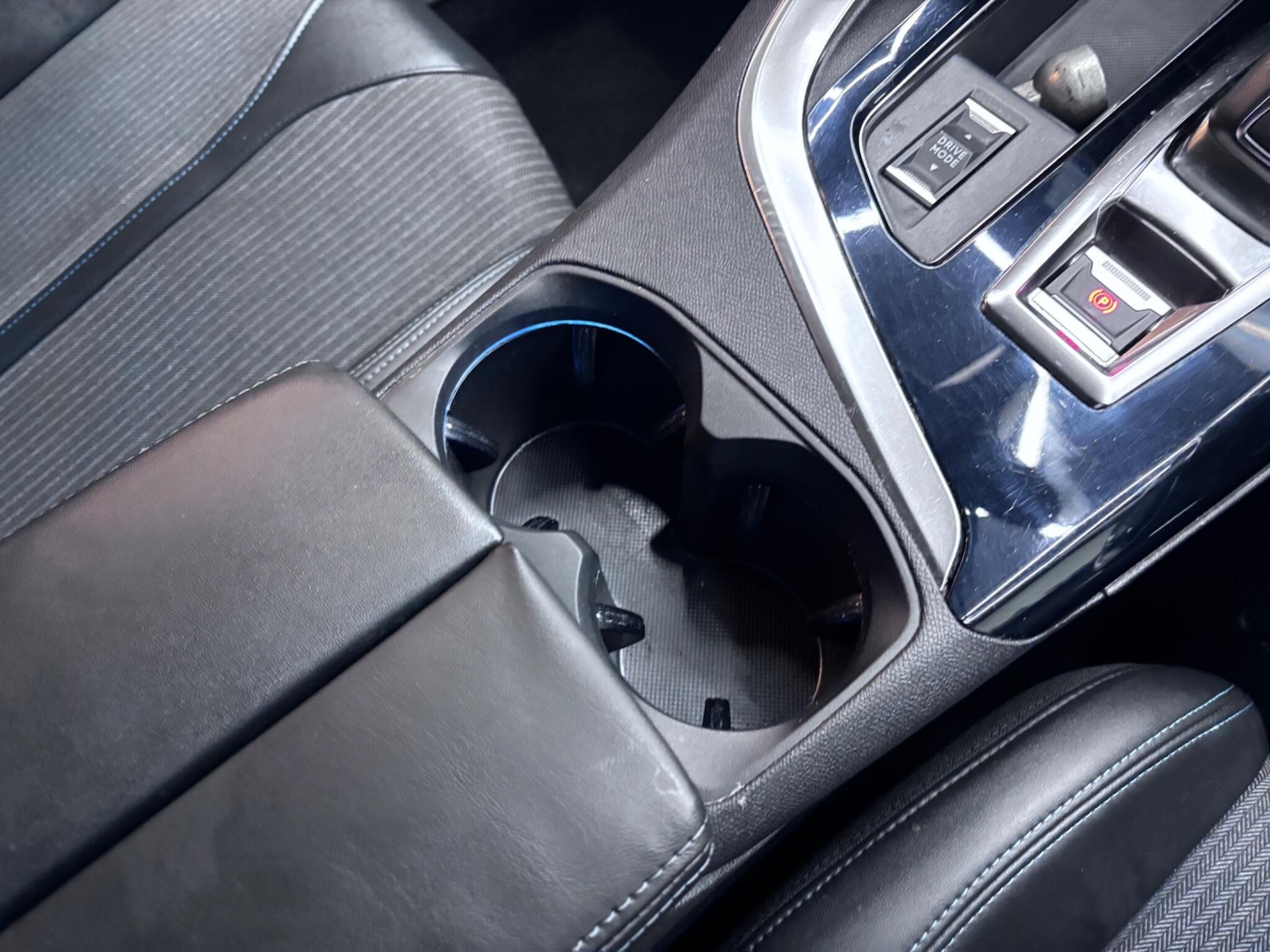 Used Peugeot 5008 2021 for sale - 76607438: Photo 18