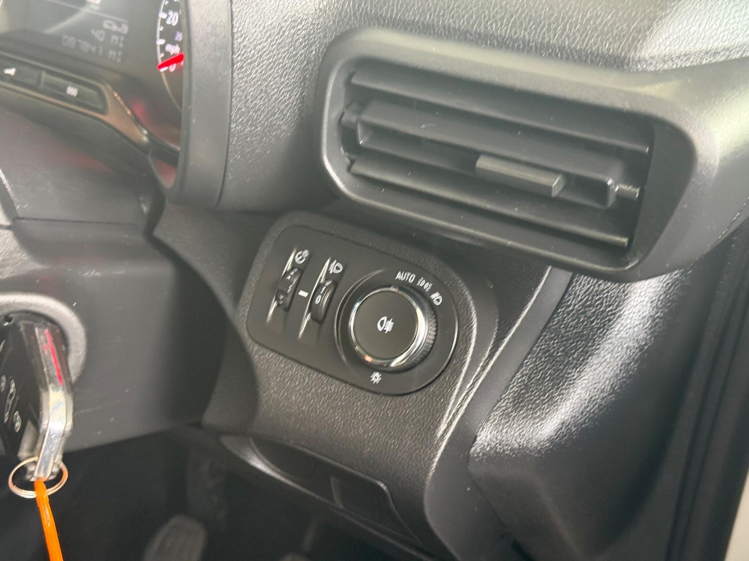 Used Vauxhall Combo 2020 for sale - 76440356: Photo 30