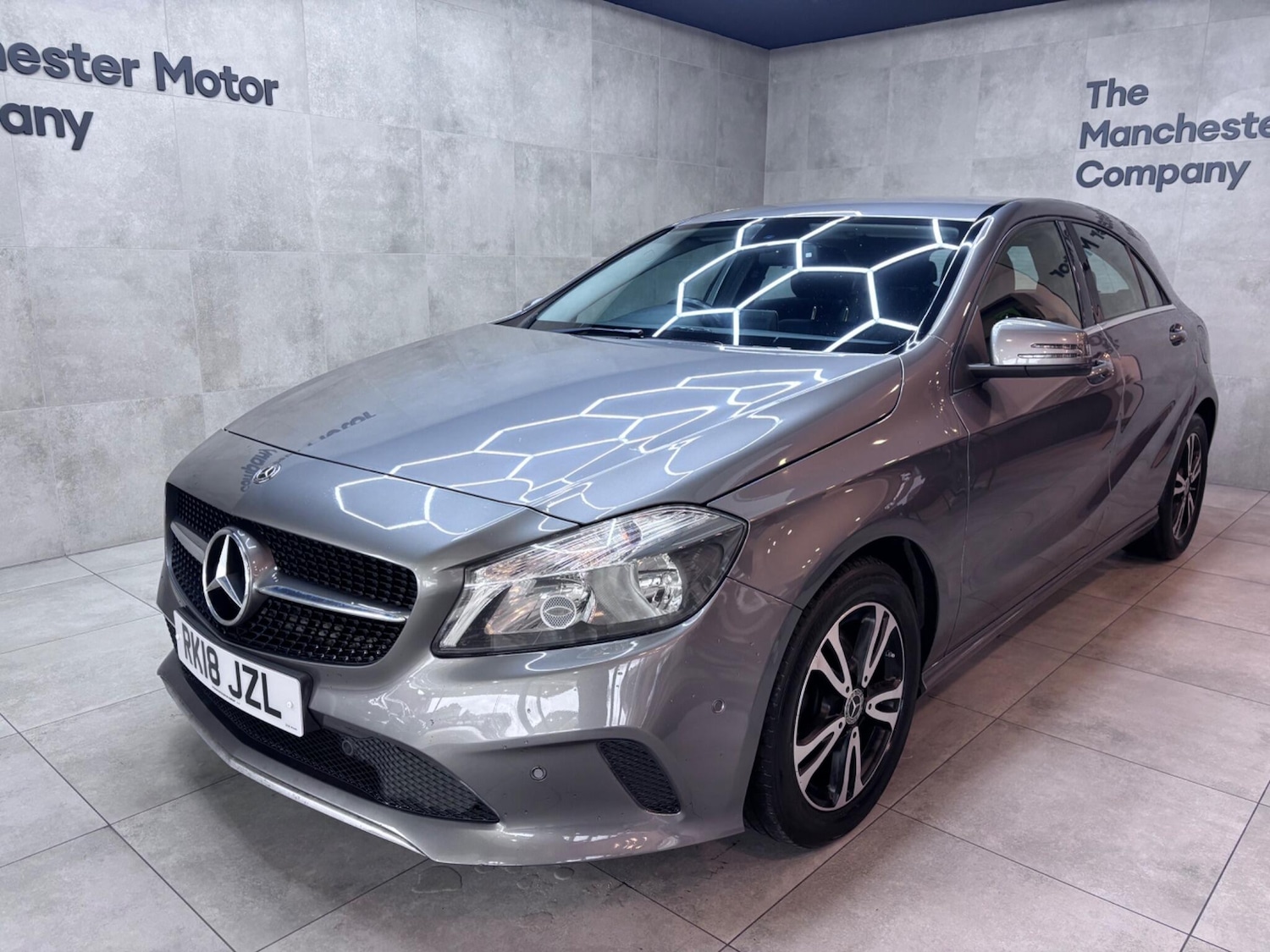 Used Mercedes-Benz A-Class 2018 for sale - 77696476: Photo 7