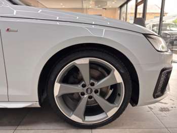 Used Audi A4 2021 for sale - 75051871: Photo