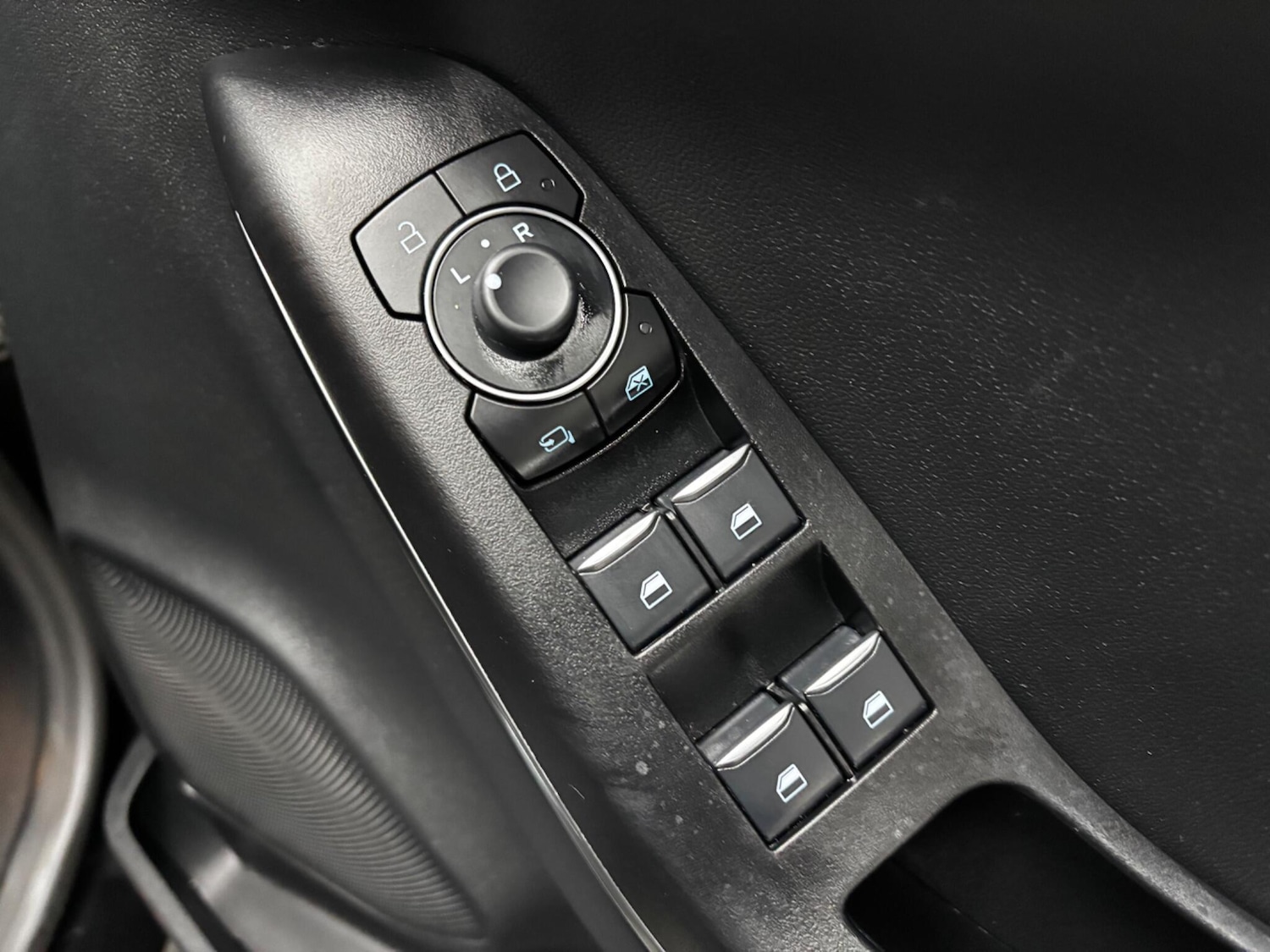 Used Ford Puma 2023 for sale - 78127289: Photo 24