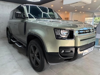 Used Land Rover Defender 110 2023 for sale - 79508995: Photo