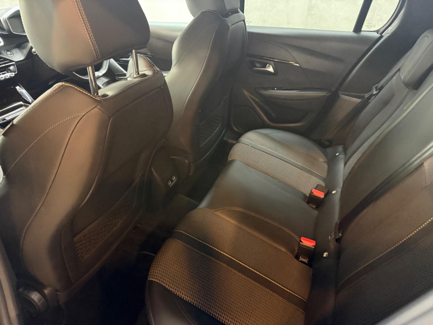 Used Peugeot 208 2023 for sale - 77017166: Photo 18