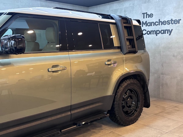 Used Land Rover Defender 110 for sale - 76284293: Photo 63
