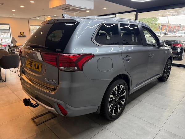 Used Mitsubishi Outlander 2016 for sale - 76317775: Photo 10