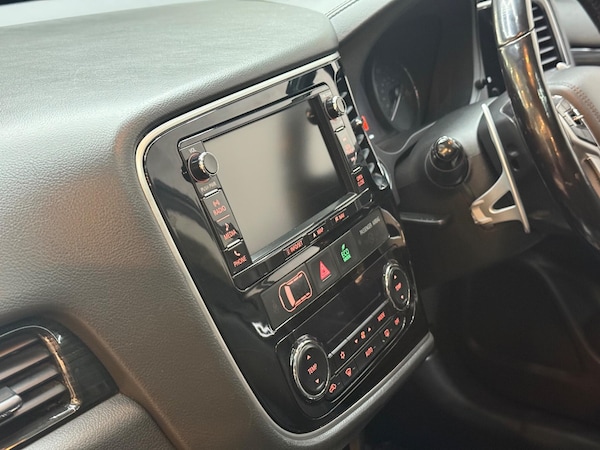 Used Mitsubishi Outlander 2016 for sale - 76317775: Photo 14