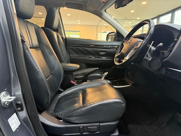 Used Mitsubishi Outlander 2016 for sale - 76317775: Photo 17