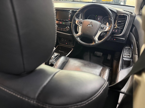 Used Mitsubishi Outlander 2016 for sale - 76317775: Photo 18