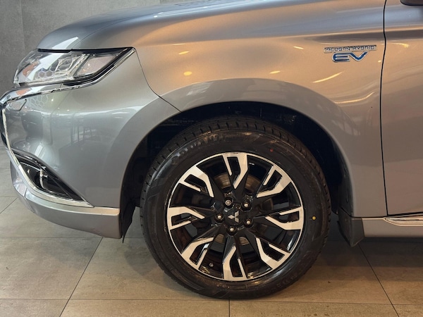 Used Mitsubishi Outlander 2016 for sale - 76317775: Photo 33