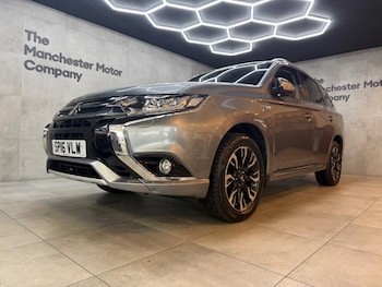Used Mitsubishi Outlander 2016 for sale - 76317775: Photo 4