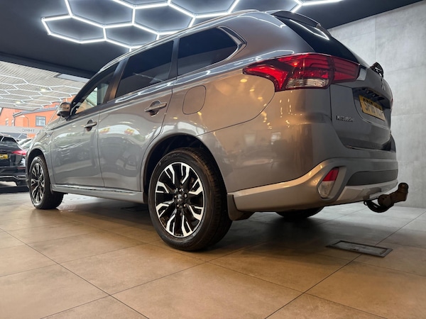 Used Mitsubishi Outlander 2016 for sale - 76317775: Photo 5