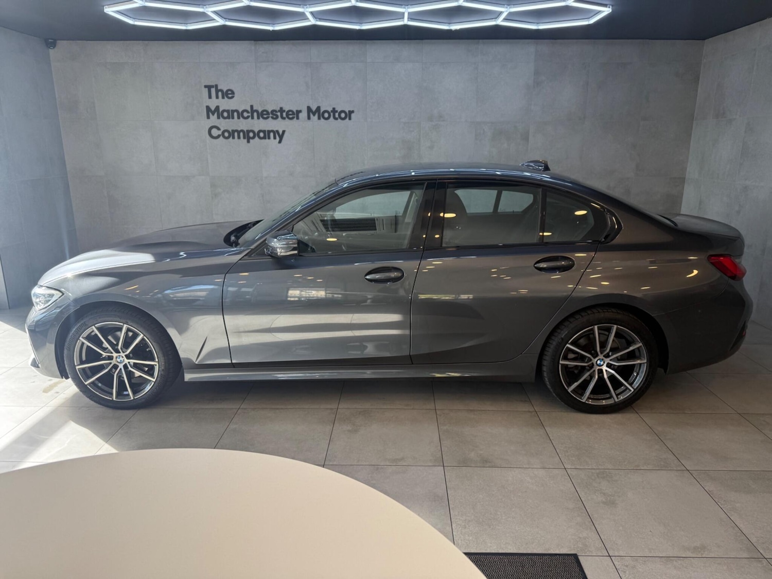 Used BMW 3 Series 2019 for sale - 76388625: Photo 2