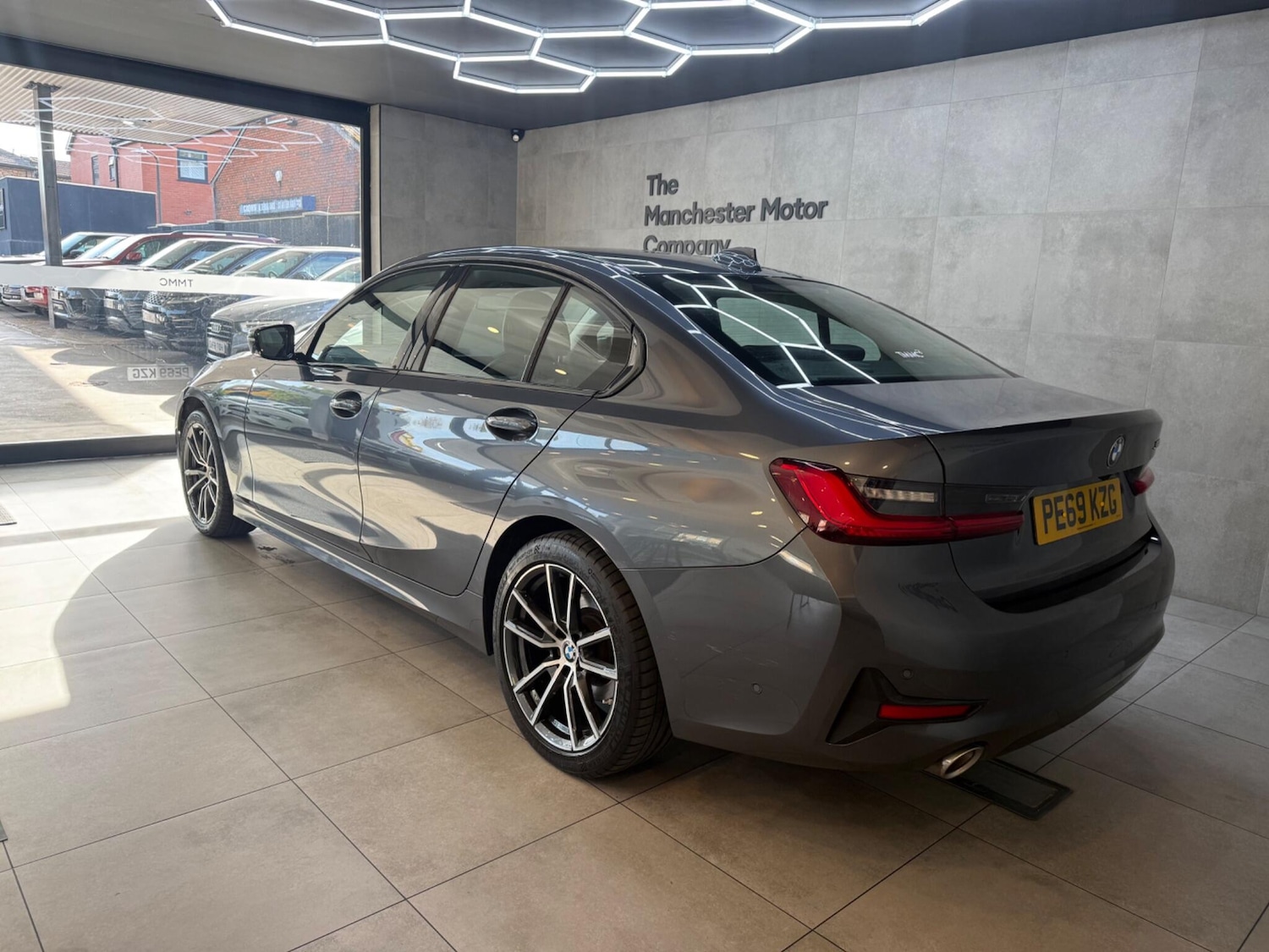 Used BMW 3 Series 2019 for sale - 76388625: Photo 3