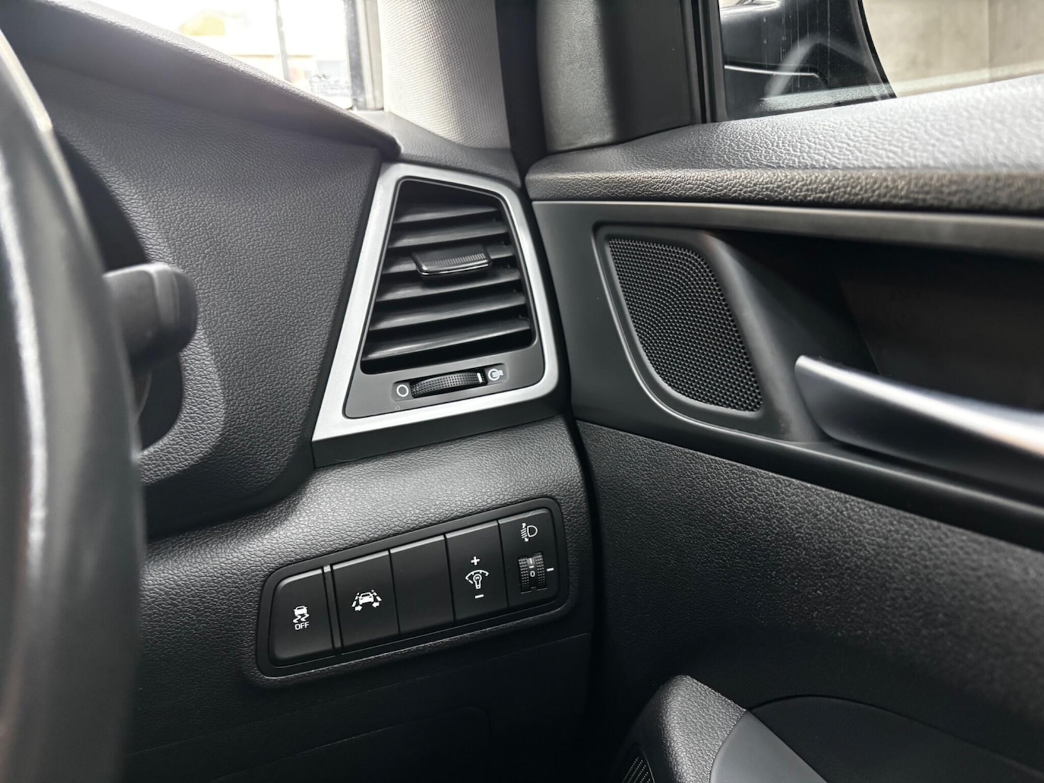 Used Hyundai TUCSON for sale - 78141585: Photo 27