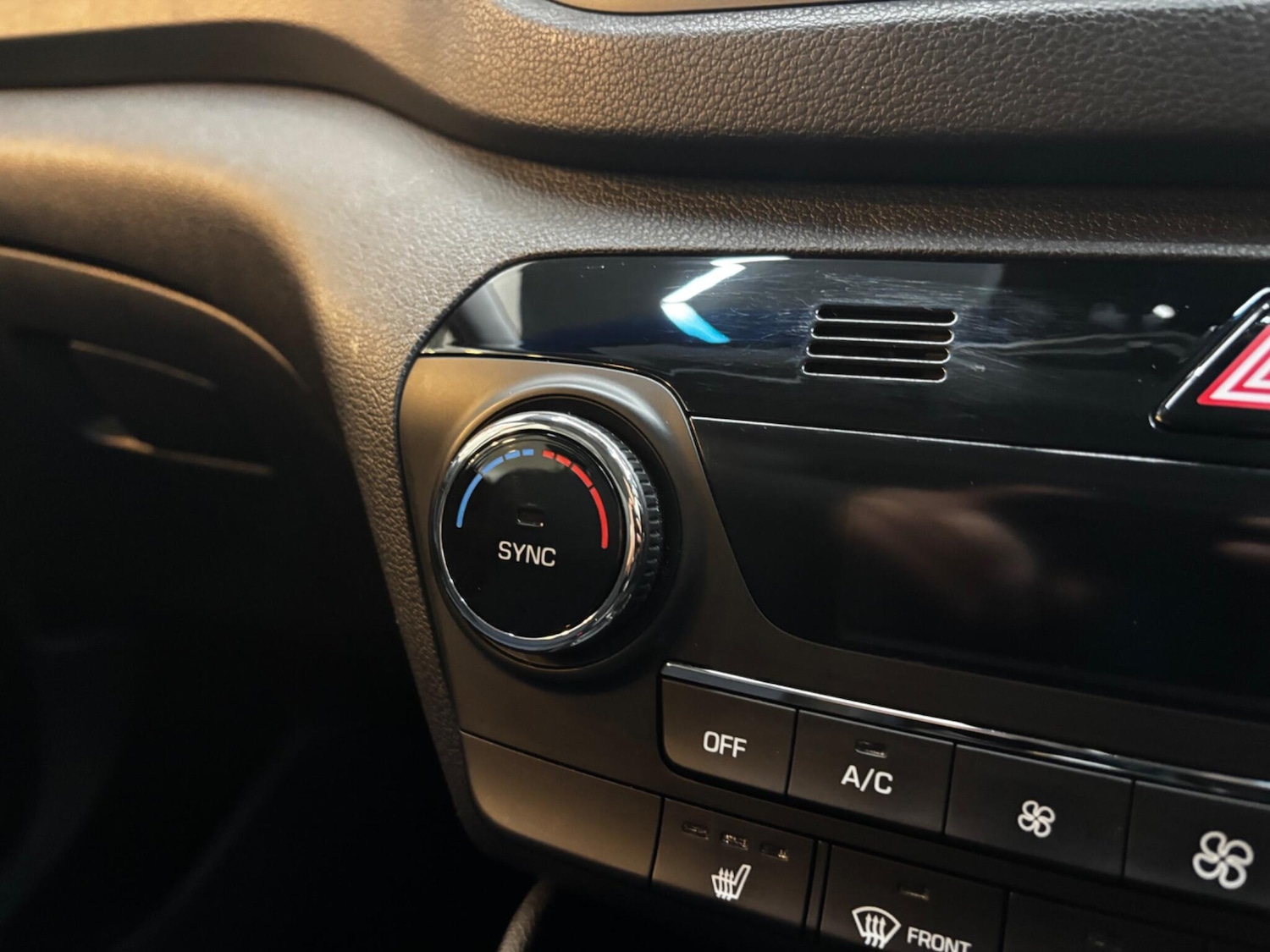 Used Hyundai TUCSON for sale - 78141585: Photo 31