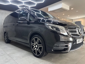Used Mercedes-Benz V-Class 2017 for sale - 78843482: Photo