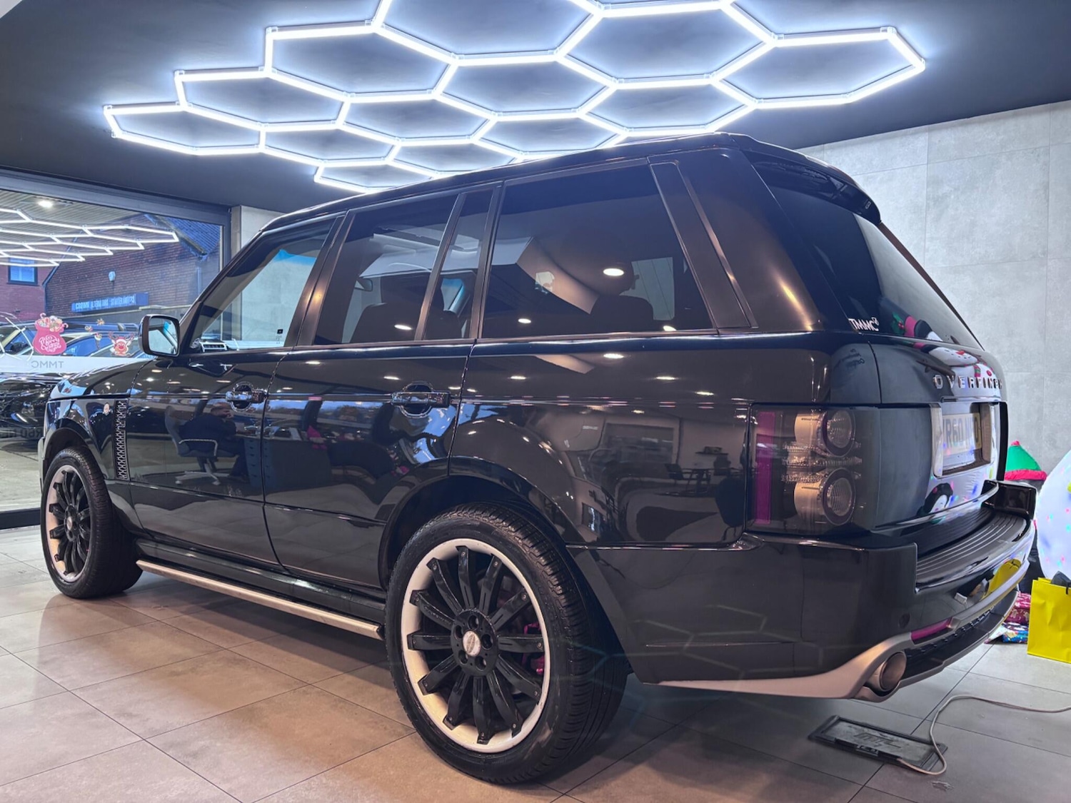 Used Land Rover Range Rover 2010 for sale - 77039832: Photo 11