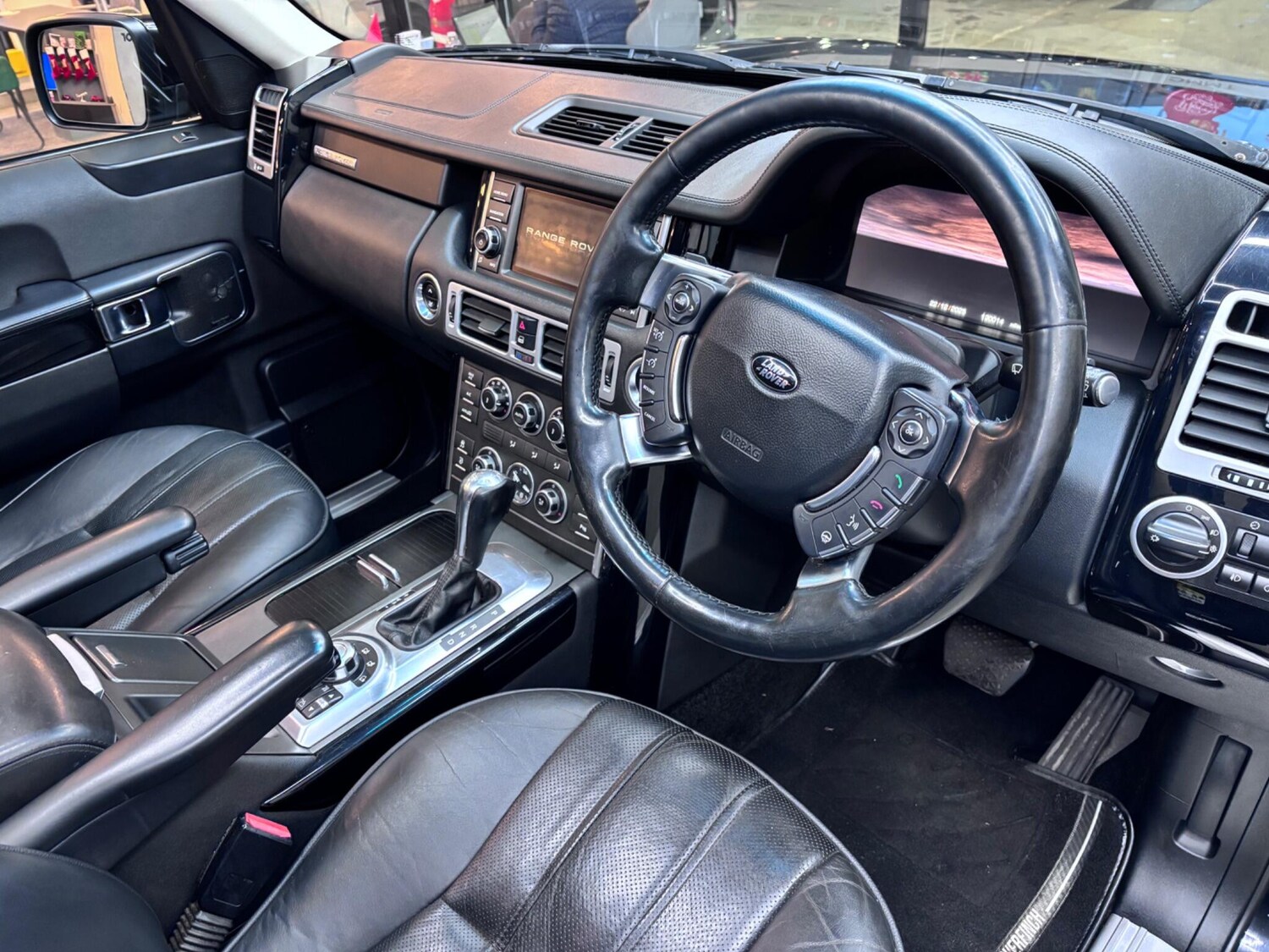 Used Land Rover Range Rover 2010 for sale - 77039832: Photo 17