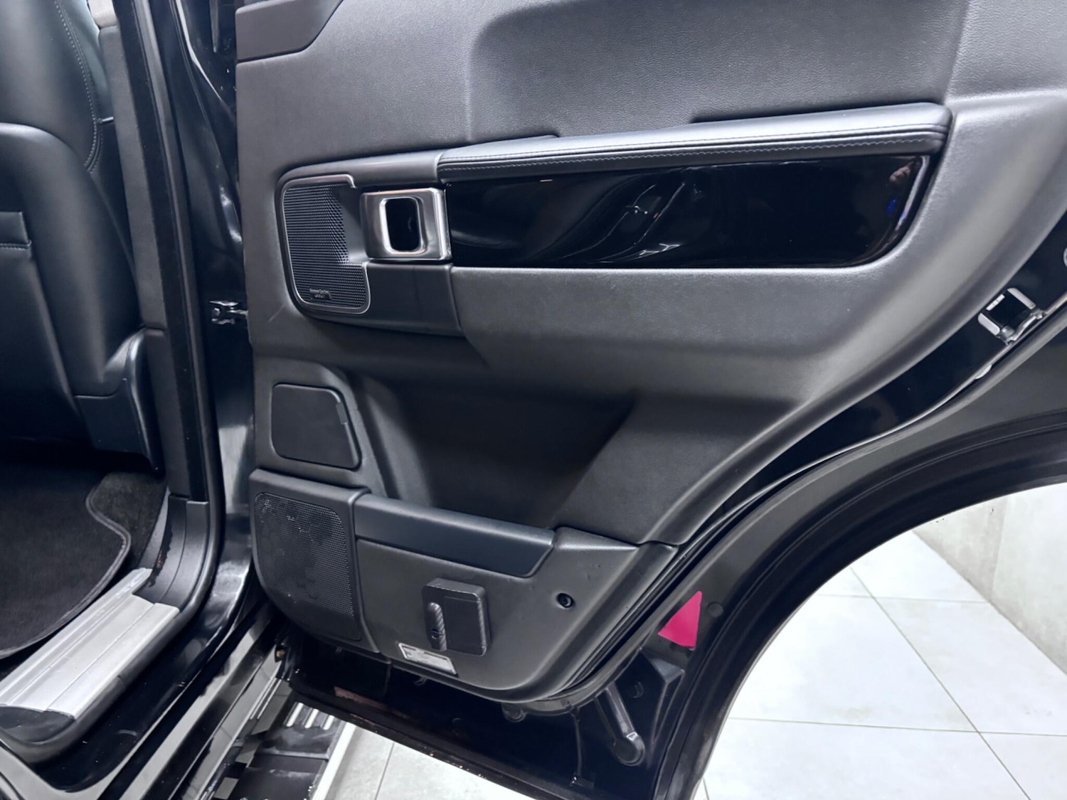 Used Land Rover Range Rover 2010 for sale - 77039832: Photo 33