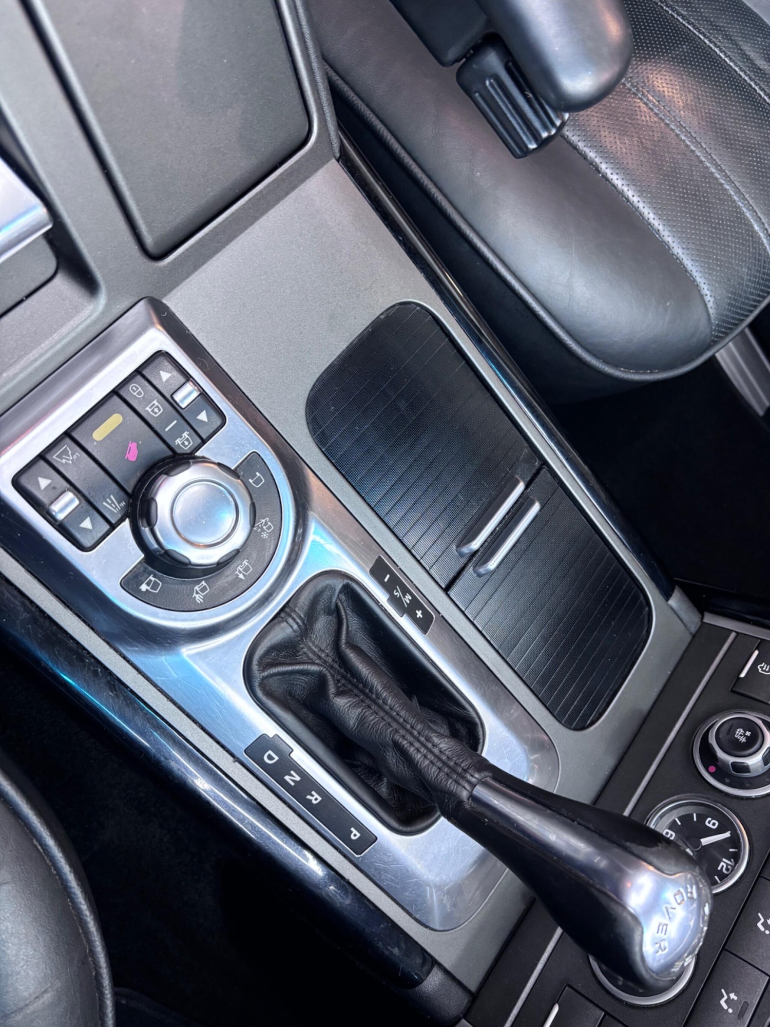 Used Land Rover Range Rover 2010 for sale - 77039832: Photo 68