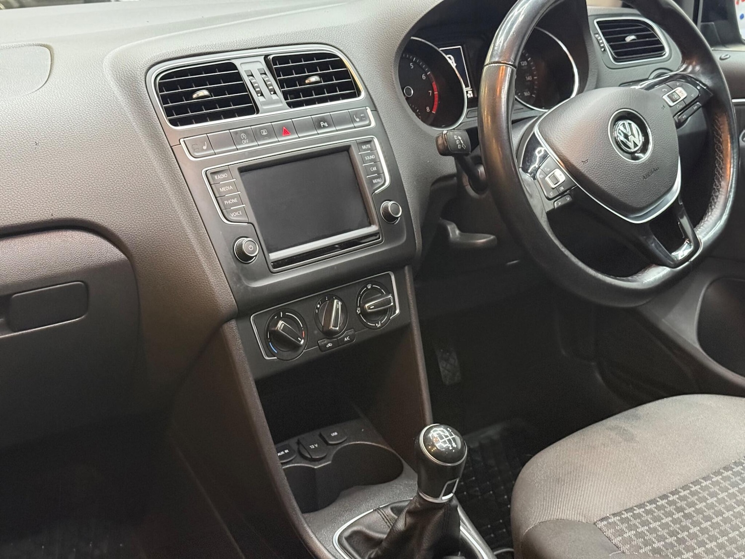 Used Volkswagen Polo 2017 for sale - 76729065: Photo 14