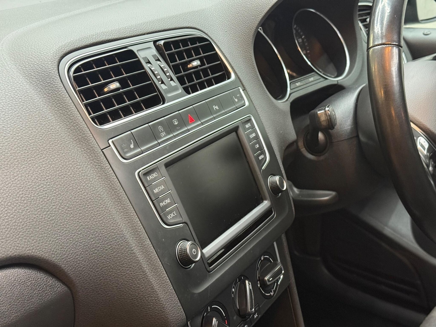 Used Volkswagen Polo 2017 for sale - 76729065: Photo 18