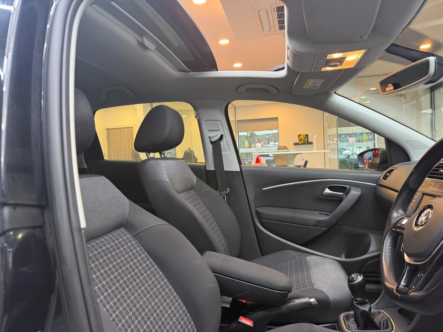 Used Volkswagen Polo 2017 for sale - 76729065: Photo 23