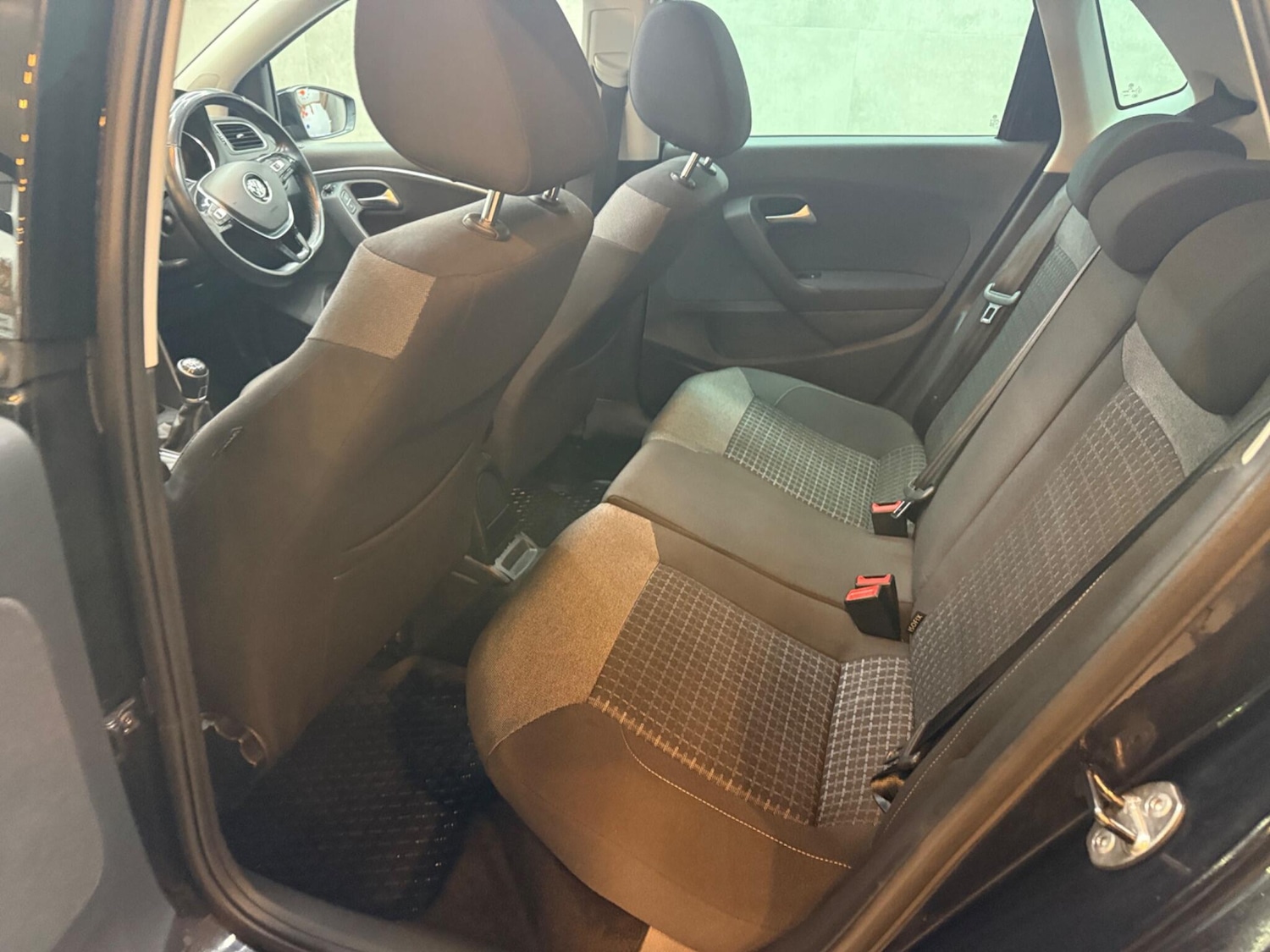 Used Volkswagen Polo 2017 for sale - 76729065: Photo 30