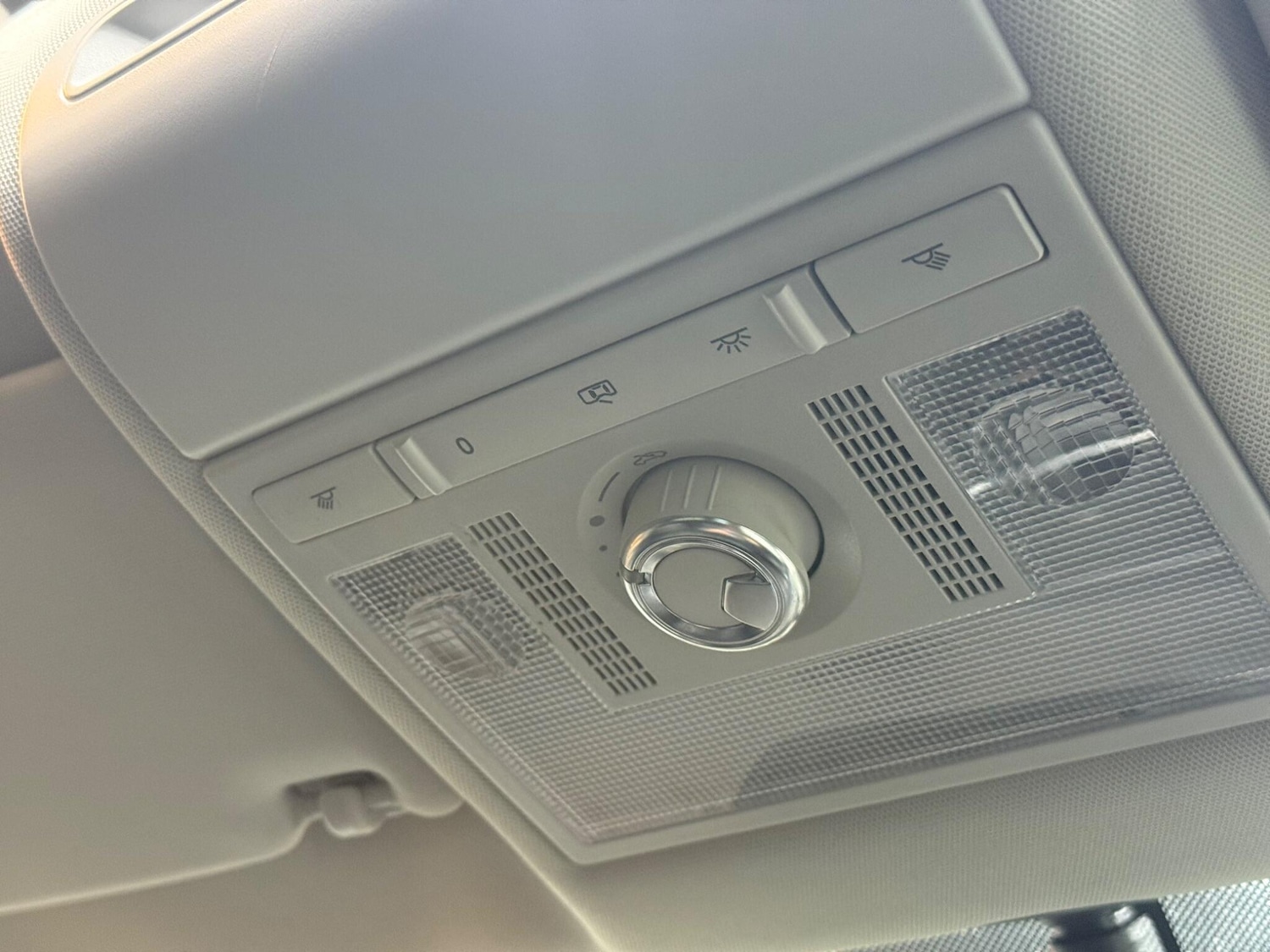 Used Volkswagen Polo 2017 for sale - 76729065: Photo 32