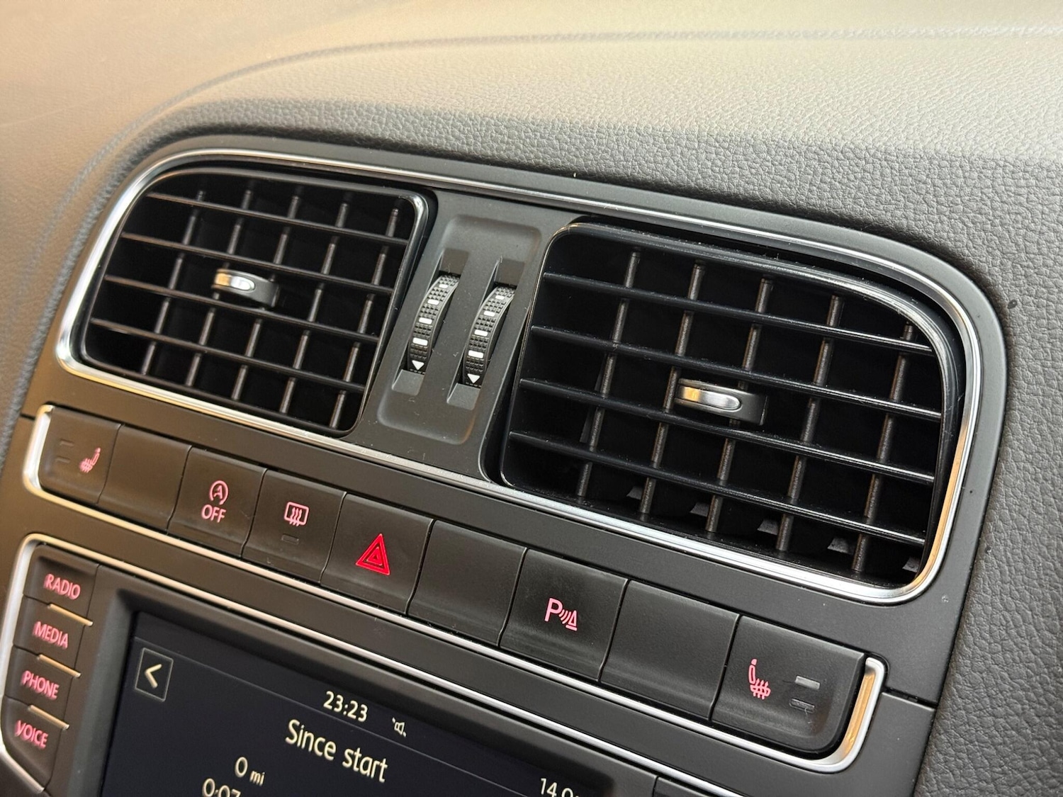 Used Volkswagen Polo 2017 for sale - 76729065: Photo 33