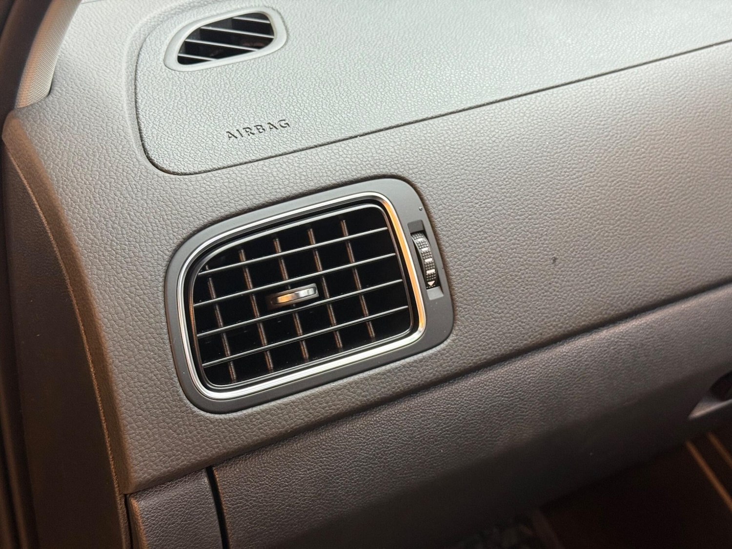 Used Volkswagen Polo 2017 for sale - 76729065: Photo 40