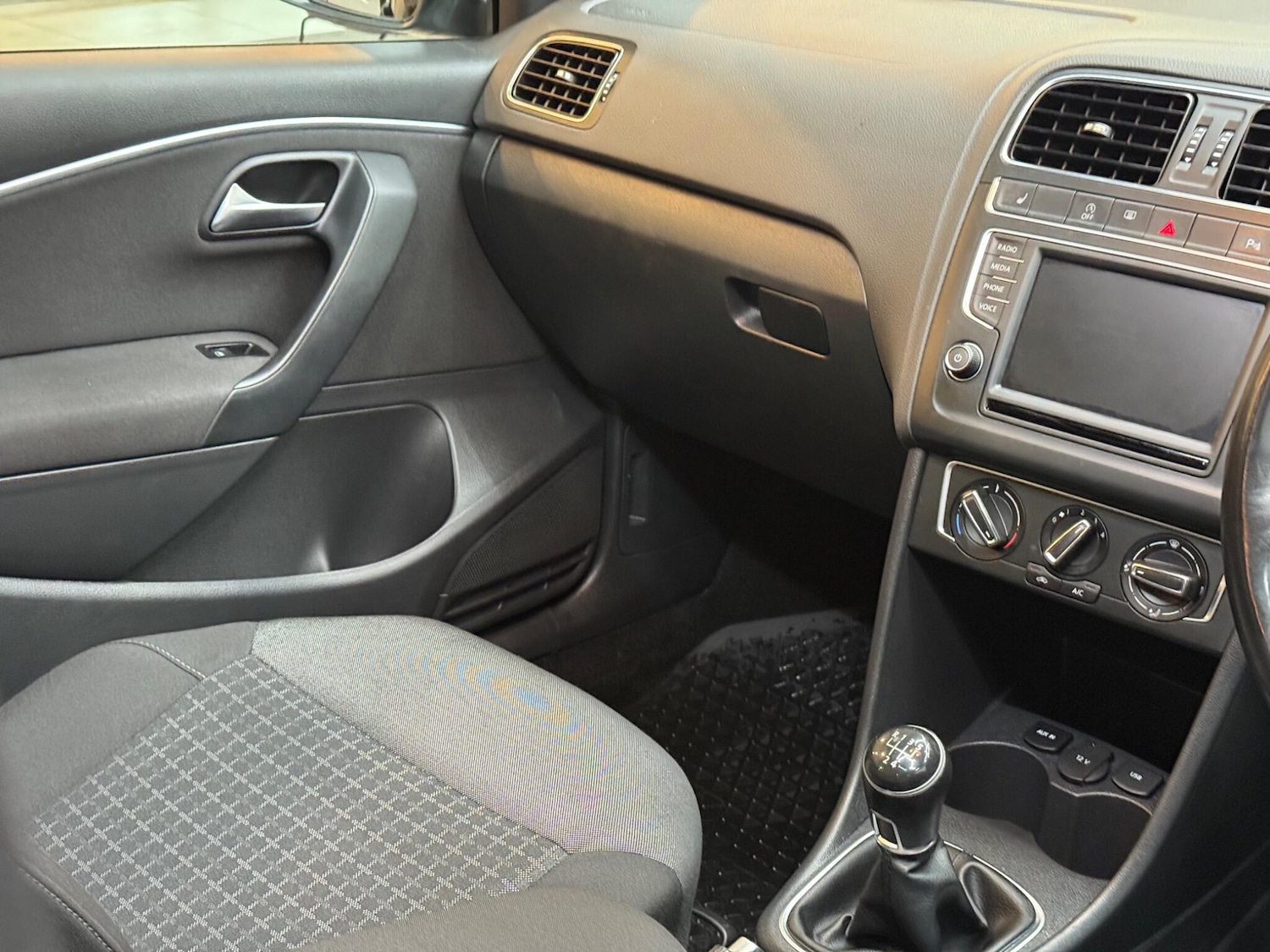 Used Volkswagen Polo 2017 for sale - 76729065: Photo 56