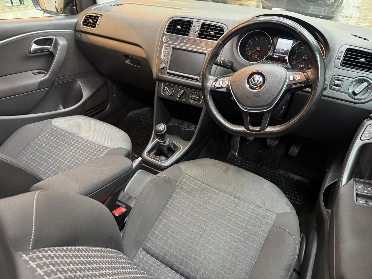 Used Volkswagen Polo 2017 for sale - 76729065: Photo 69